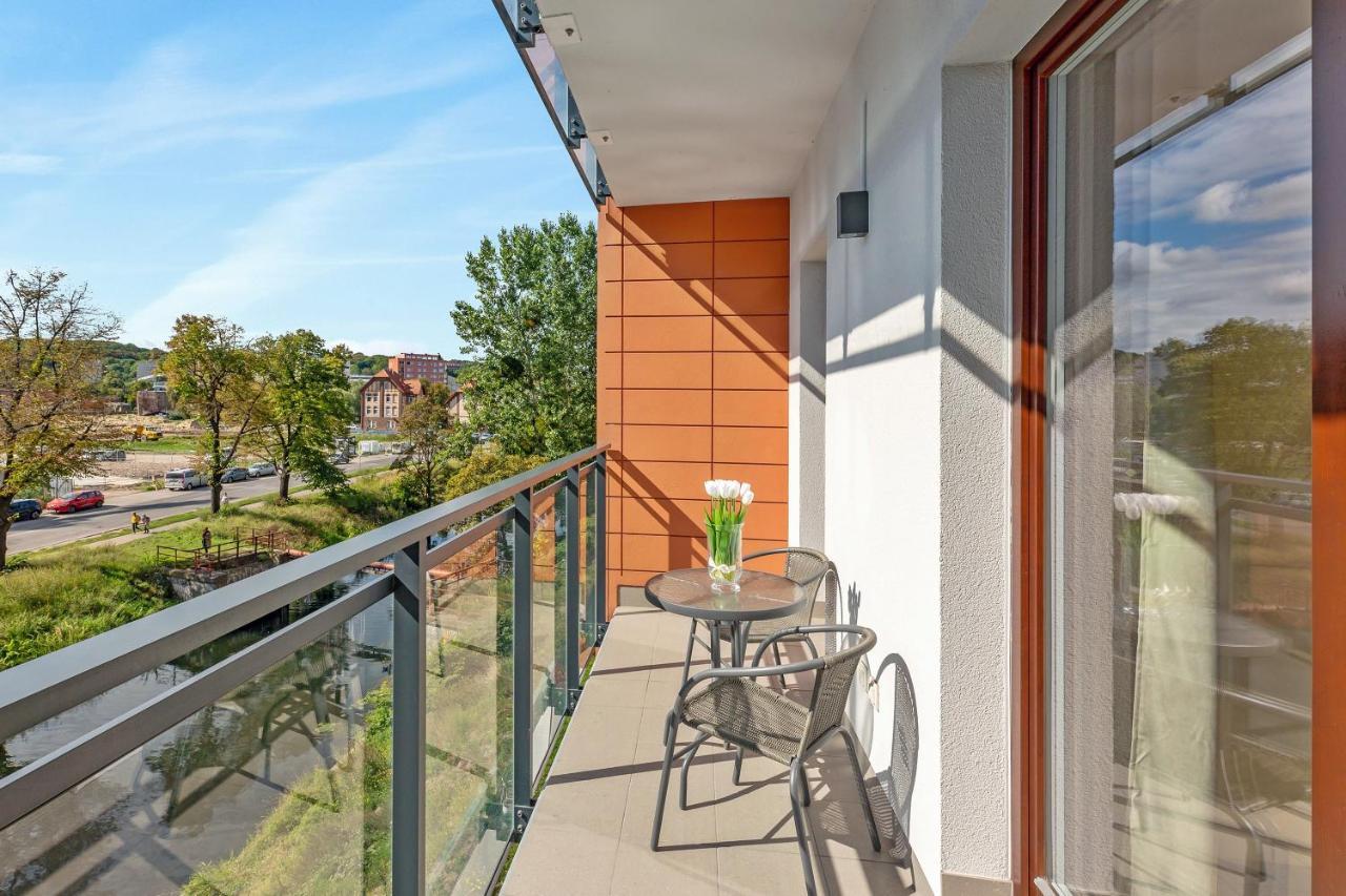 Aura III Apartments & Free Parking By Downtown Apartments グダニスク エクステリア 写真